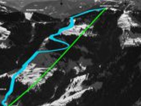 Eine attratkive Piste in das Freeridegebiet Fieberbrunn